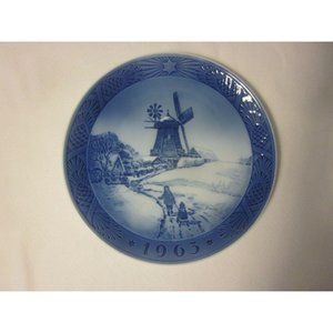 Vintage Royal Copenhagen Denmark 1963 Christmas